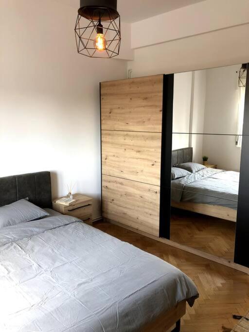 Lovely Studio Bucharest Luaran gambar