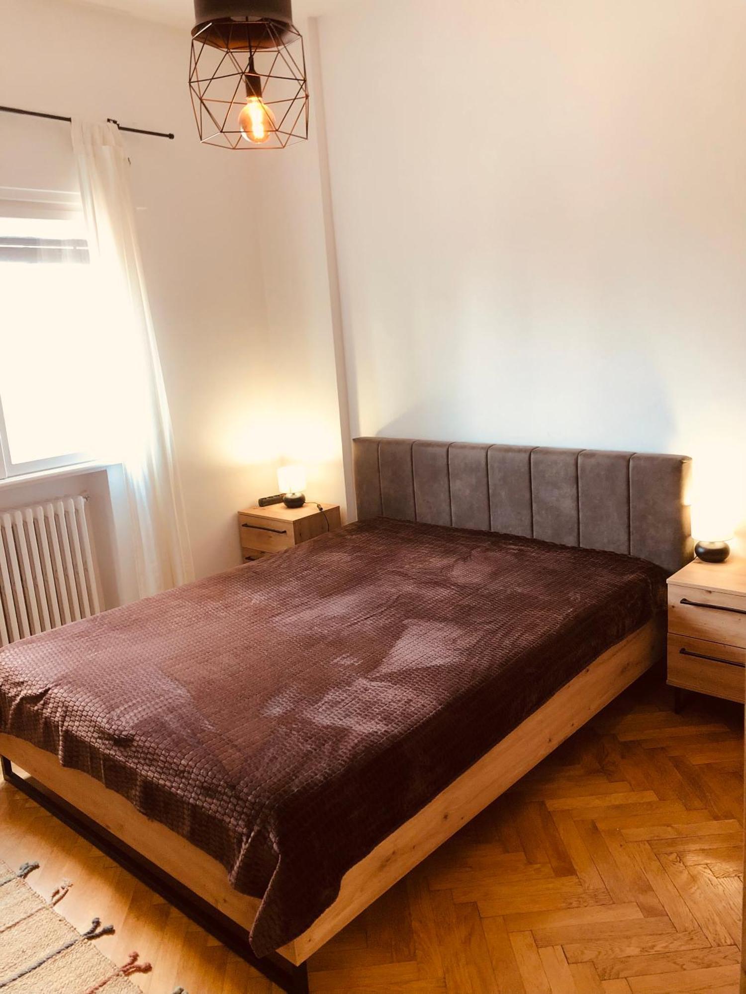 Lovely Studio Bucharest Luaran gambar